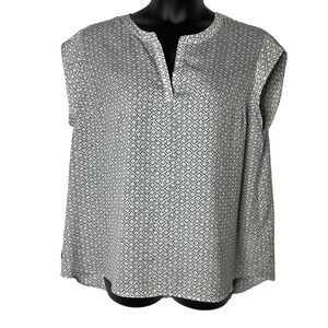 Hilary Radley Cap Sleeve V-neck Top Size XXL